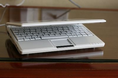 Asus eee pc станет сенсорным