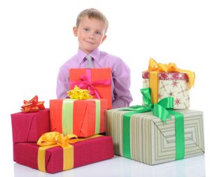 Что подарить мальчику на день рождения