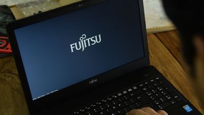 Fujitsu представила компактный 24-дюймовый моноблок esprimo k557