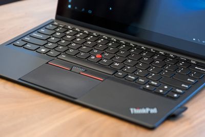 Lenovo thinkpad x131e – бюджетный защищенный ноутбук для студентов и школьников