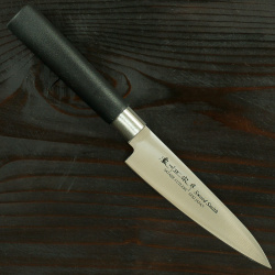 Универсальный кухонный нож среднего размера из японии